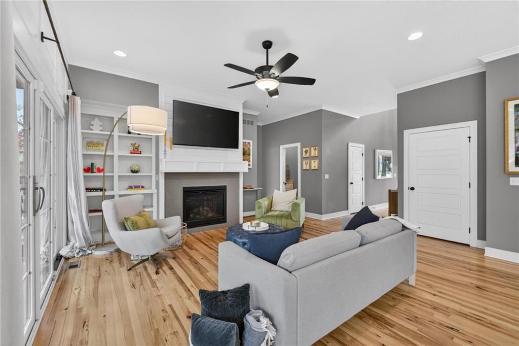 6806 Fontana Street — photo 8