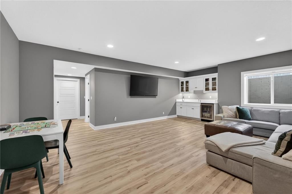 6806 Fontana Street — photo 35