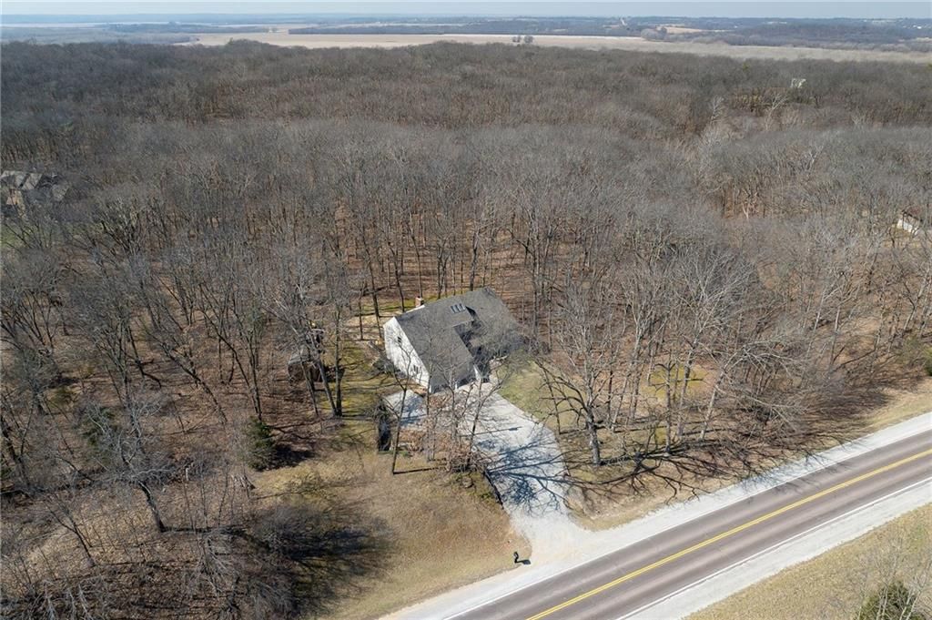 9733 Hwy 190 Highway — photo 7