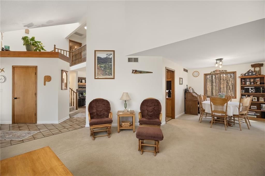9733 Hwy 190 Highway — photo 17