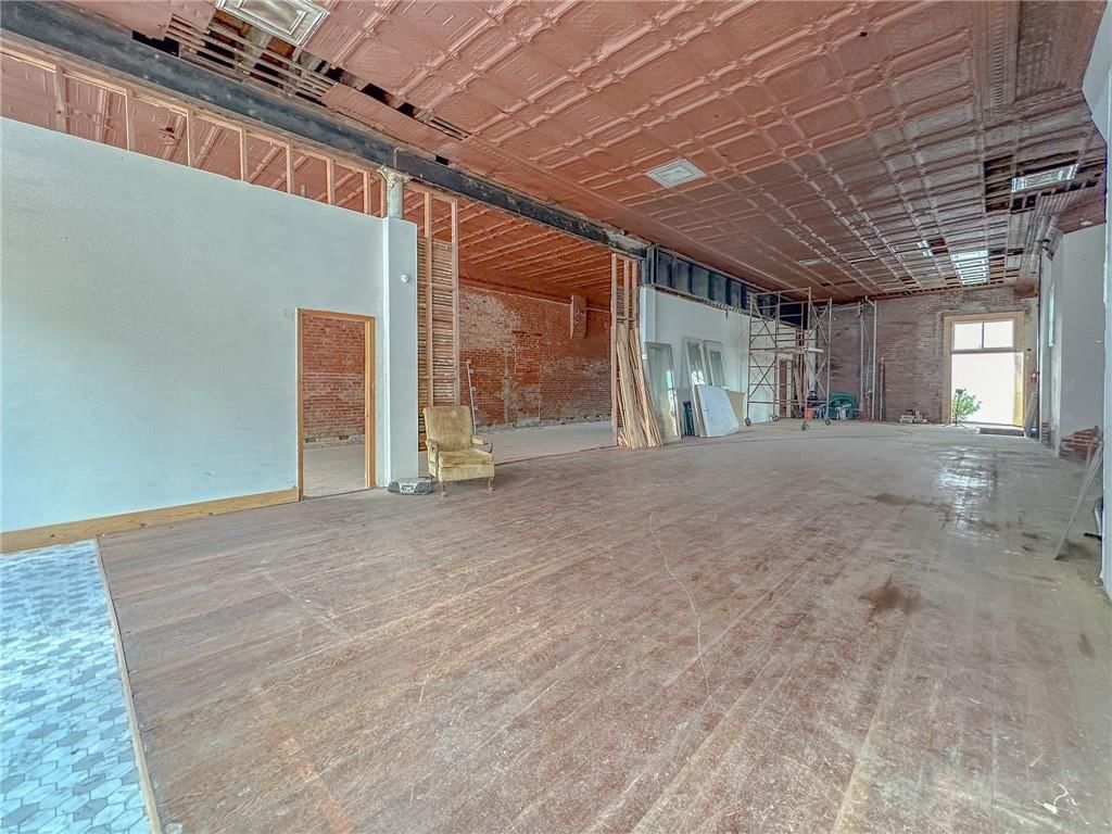215 South Street — photo 8