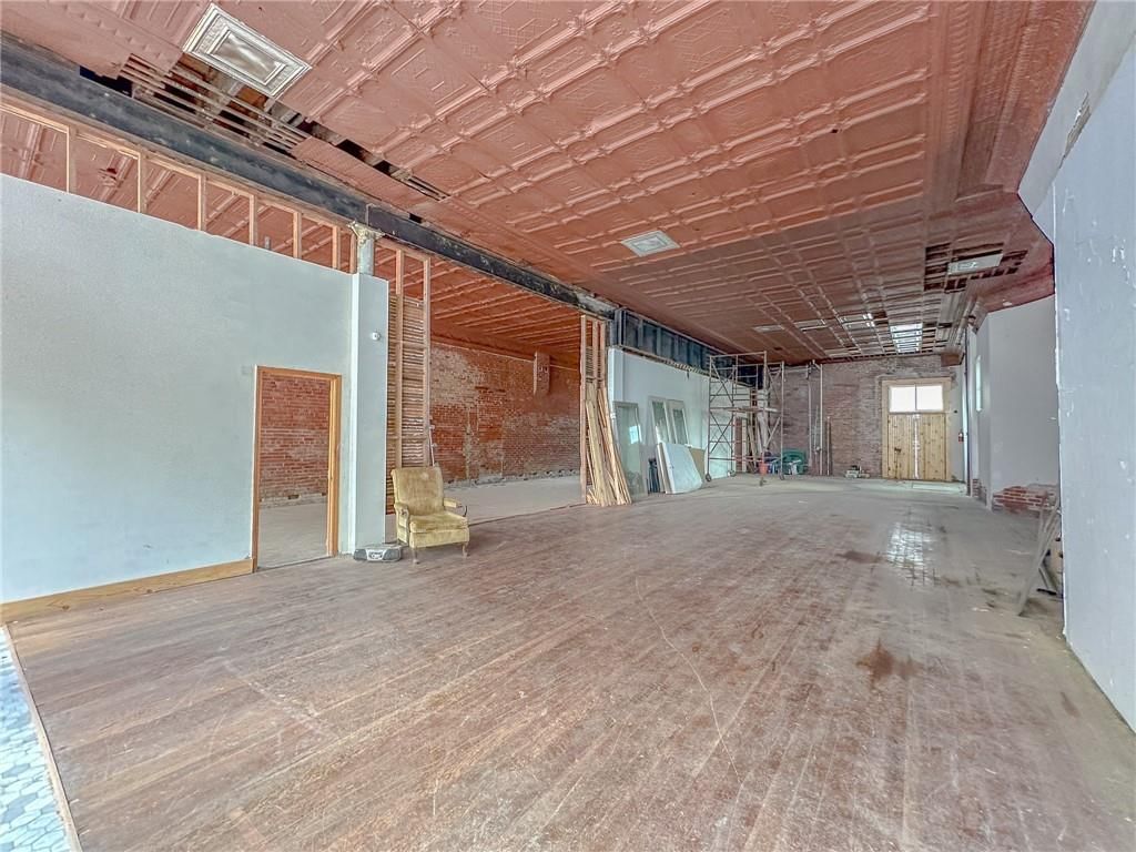 215 South Street — photo 9