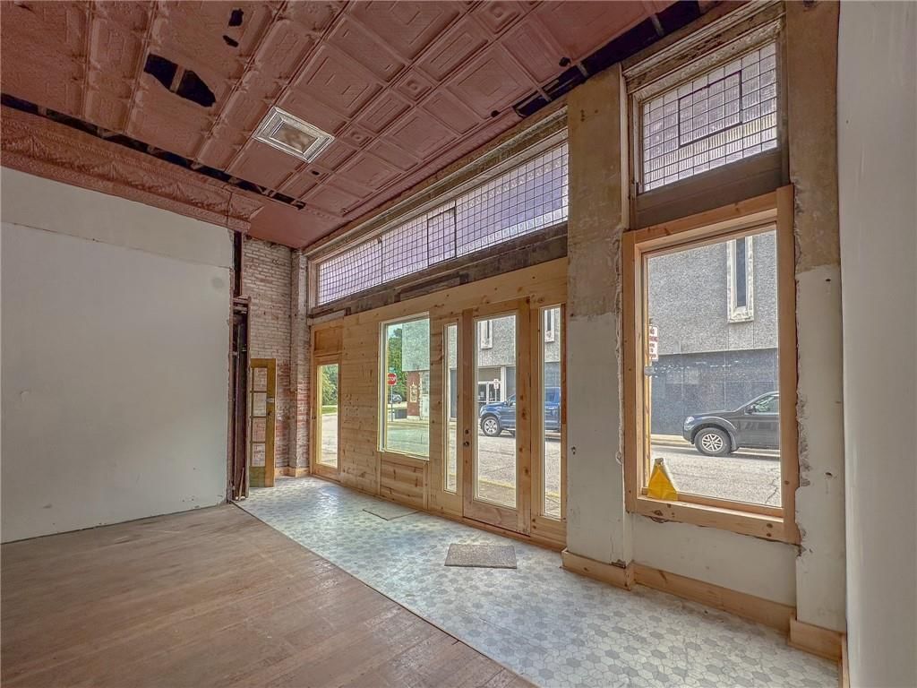 215 South Street — photo 12