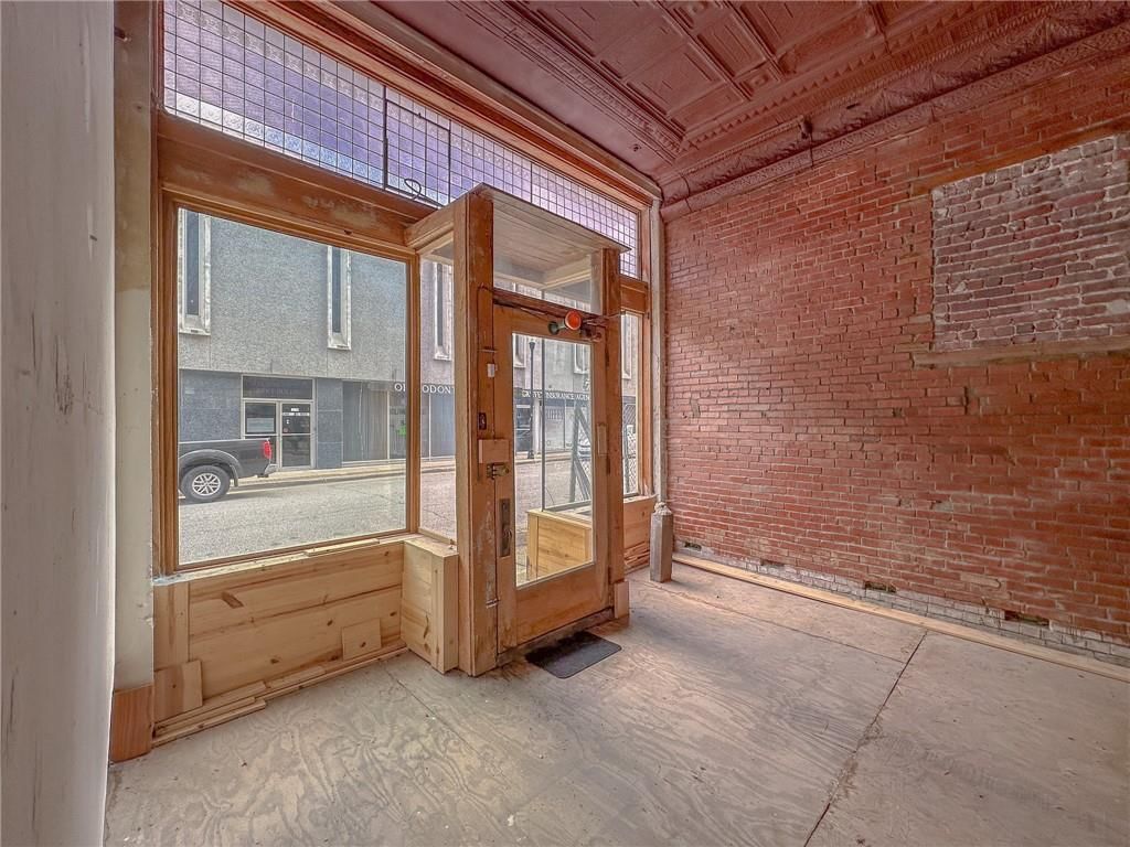 215 South Street — photo 13