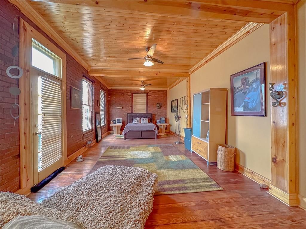 215 South Street — photo 17