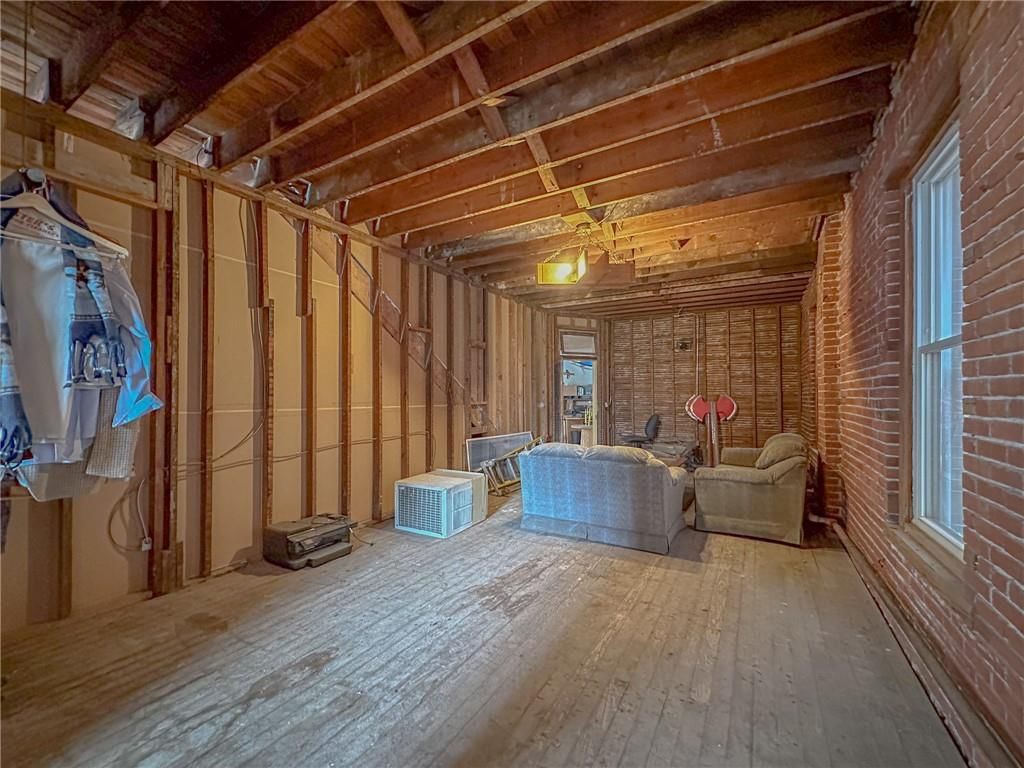 215 South Street — photo 21