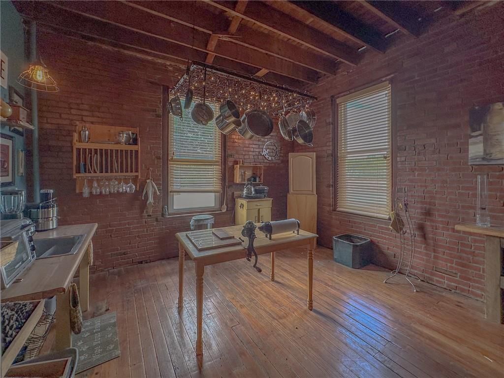 215 South Street — photo 24