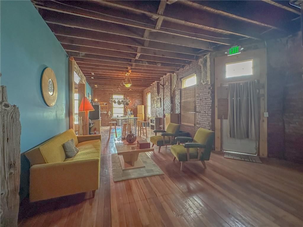 215 South Street — photo 29