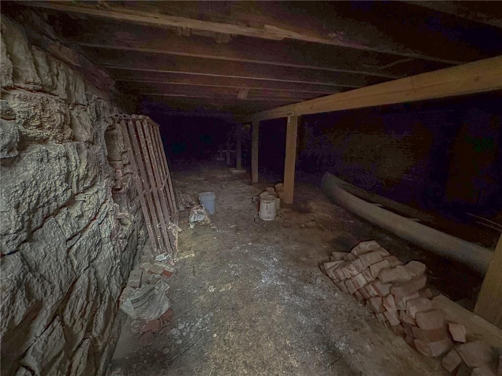 215 South Street — photo 37