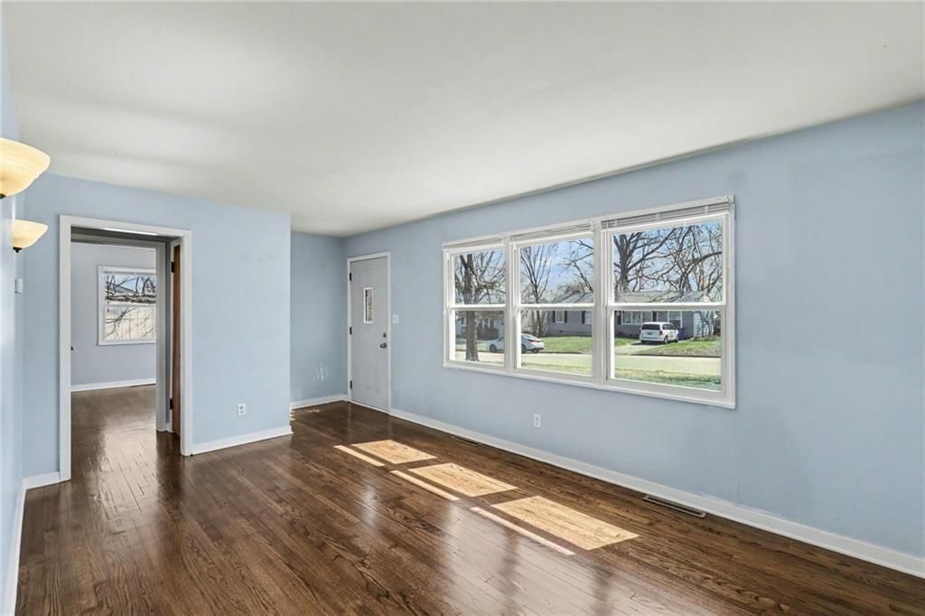 6310 E 149th Terrace — photo 9