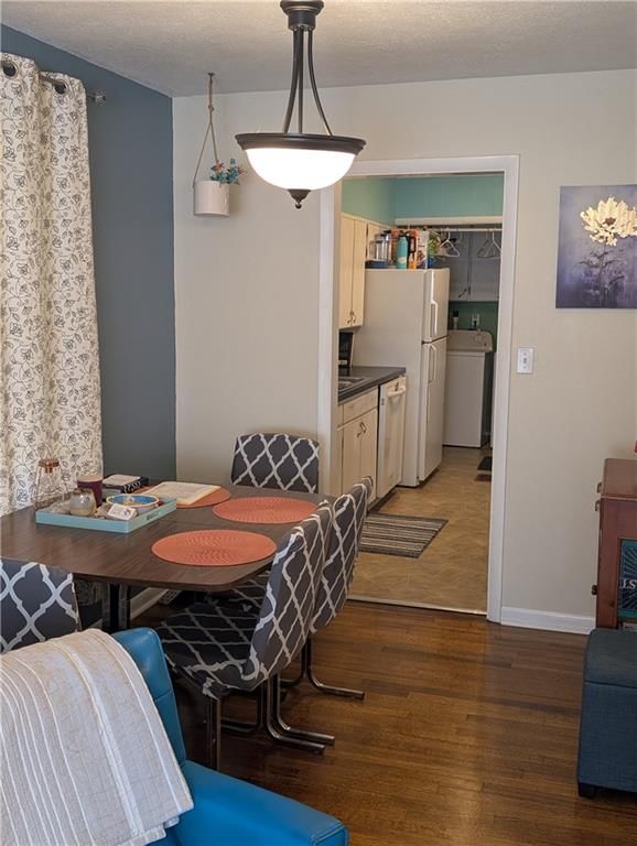 Photo 5 of 18 - 3223 Penn Street, St Joseph, MO 64507