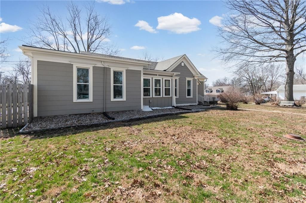 303 S Elm Street — photo 30