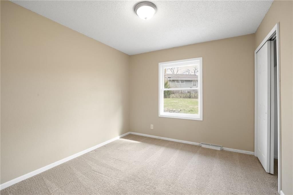 3704 E 107th Street — photo 10