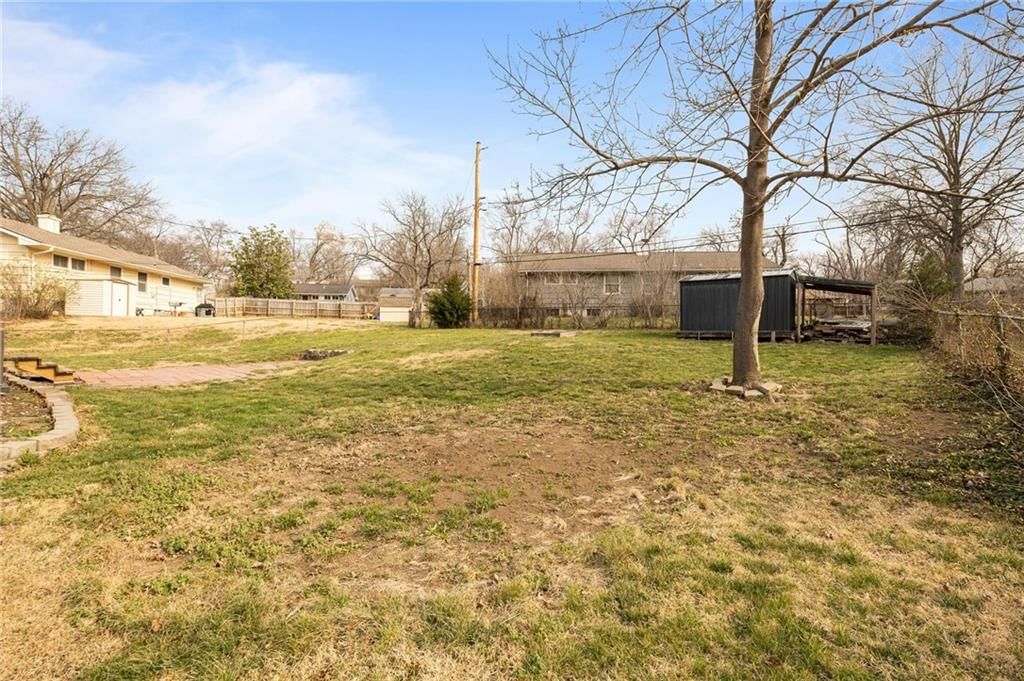 3704 E 107th Street — photo 23