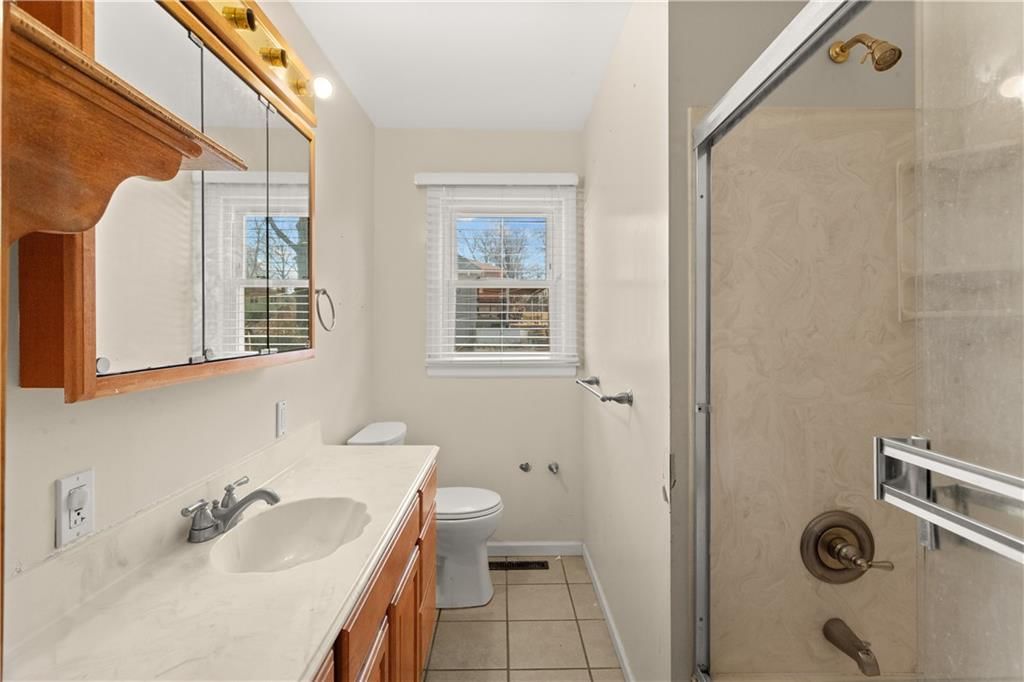 4819 NE Sherwood Drive — photo 22