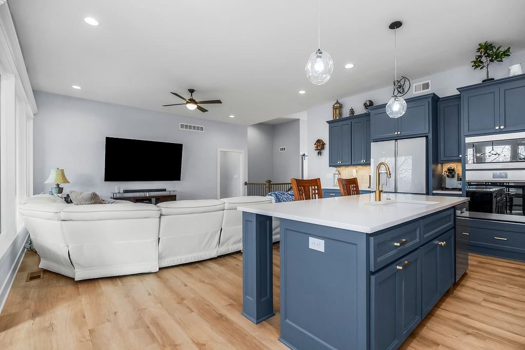 1009 N Independence Street — photo 11