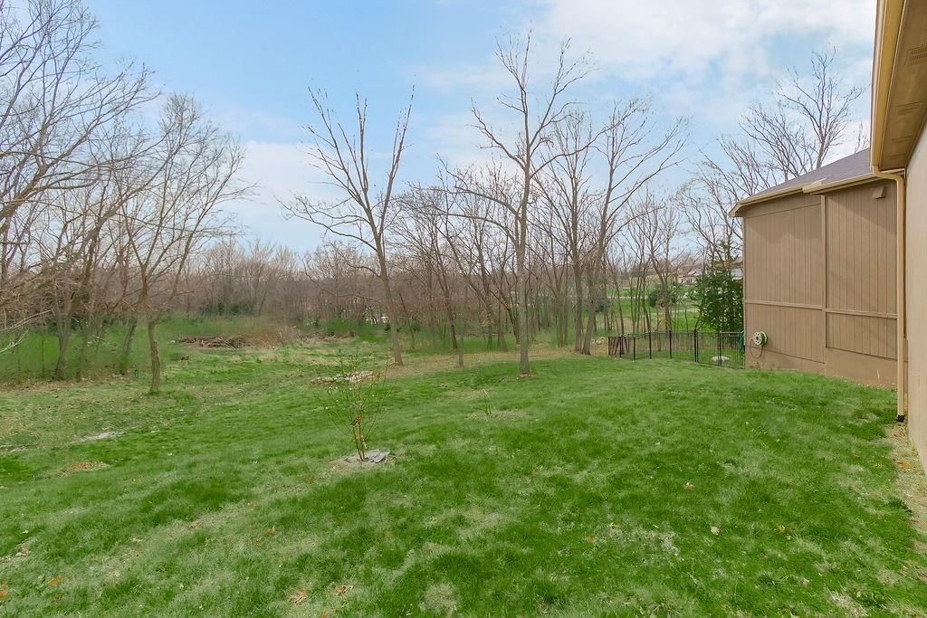 1009 N Independence Street — photo 34