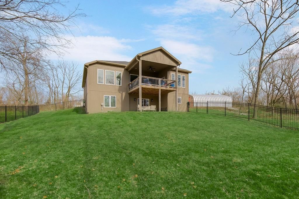 1009 N Independence Street — photo 36