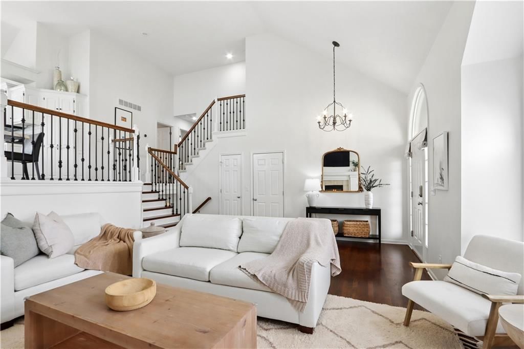 101 NE Misty Meadow Lane — photo 3