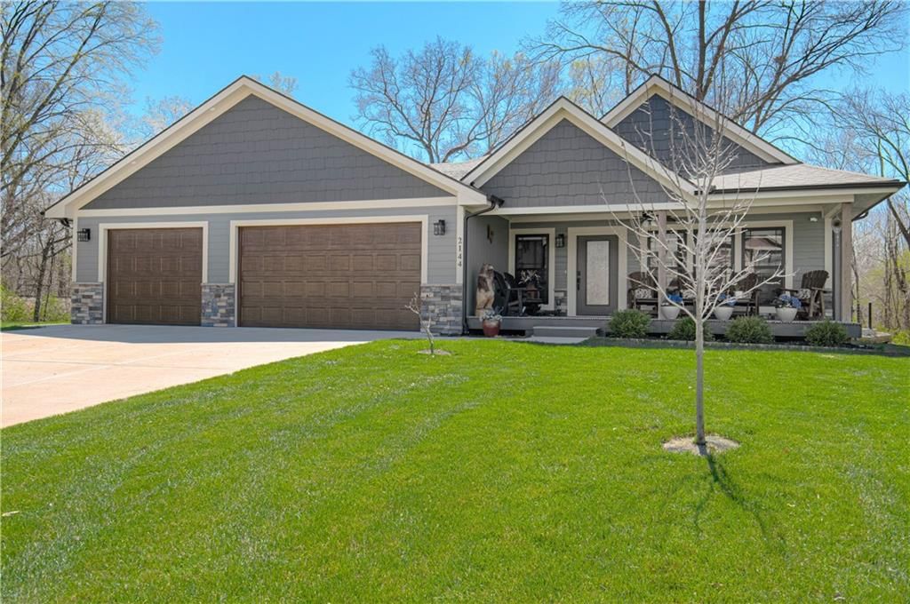 2144 Crooked Creek Drive — photo 9