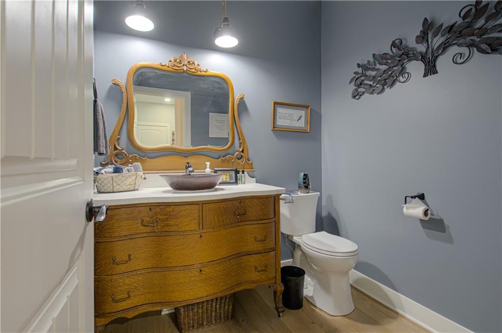2144 Crooked Creek Drive — photo 32
