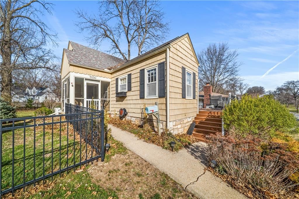 5000 NEOSHO Lane — photo 3