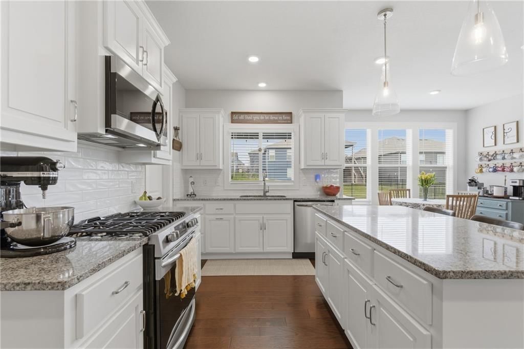 4406 SW Amethyst Drive — photo 11