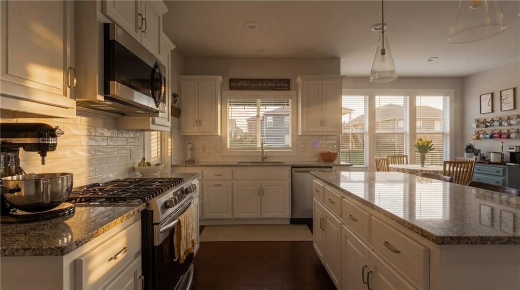 4406 SW Amethyst Drive — photo 12