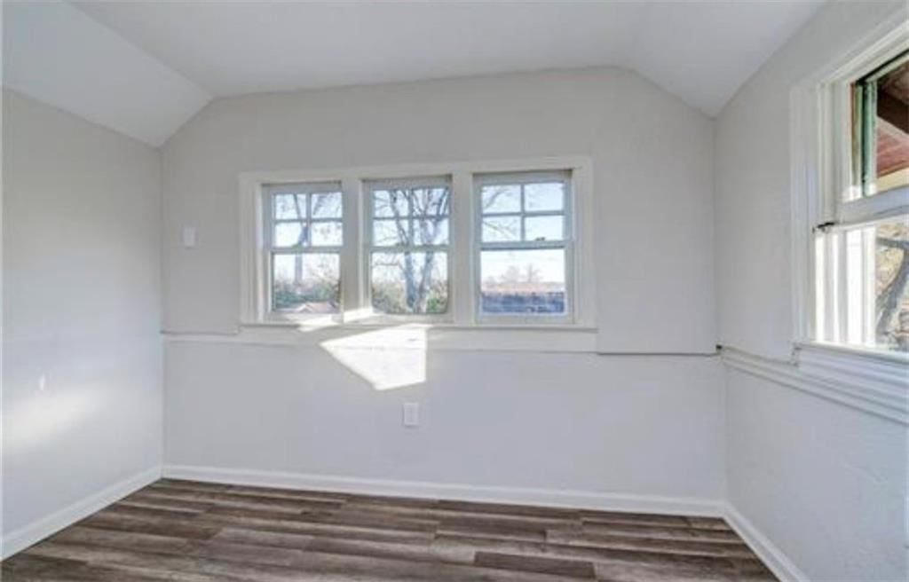 2024 E 48th Terrace — photo 16