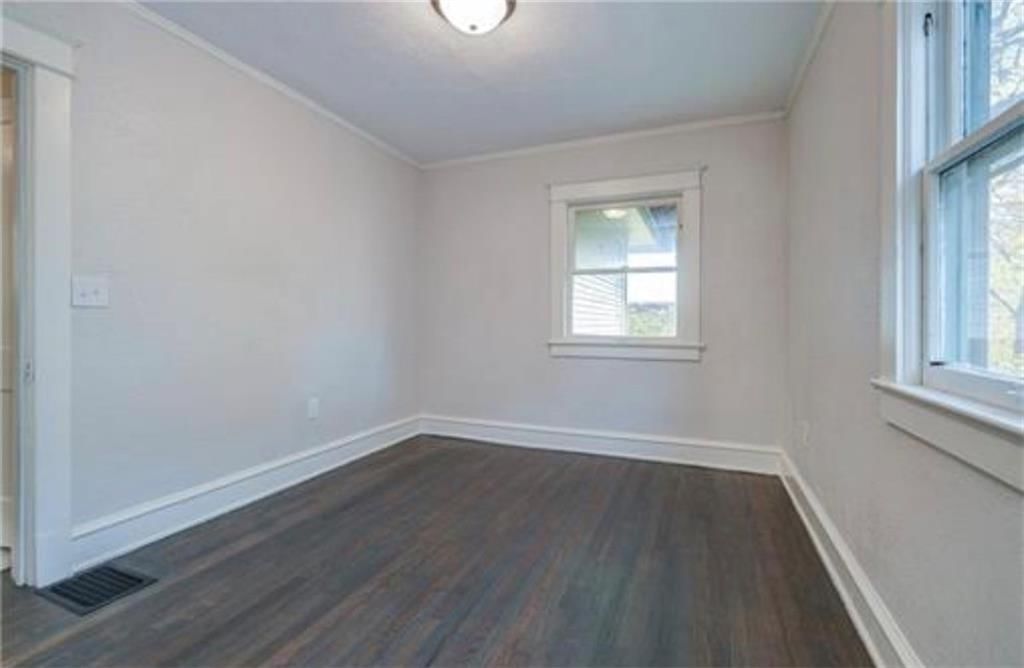 2024 E 48th Terrace — photo 18