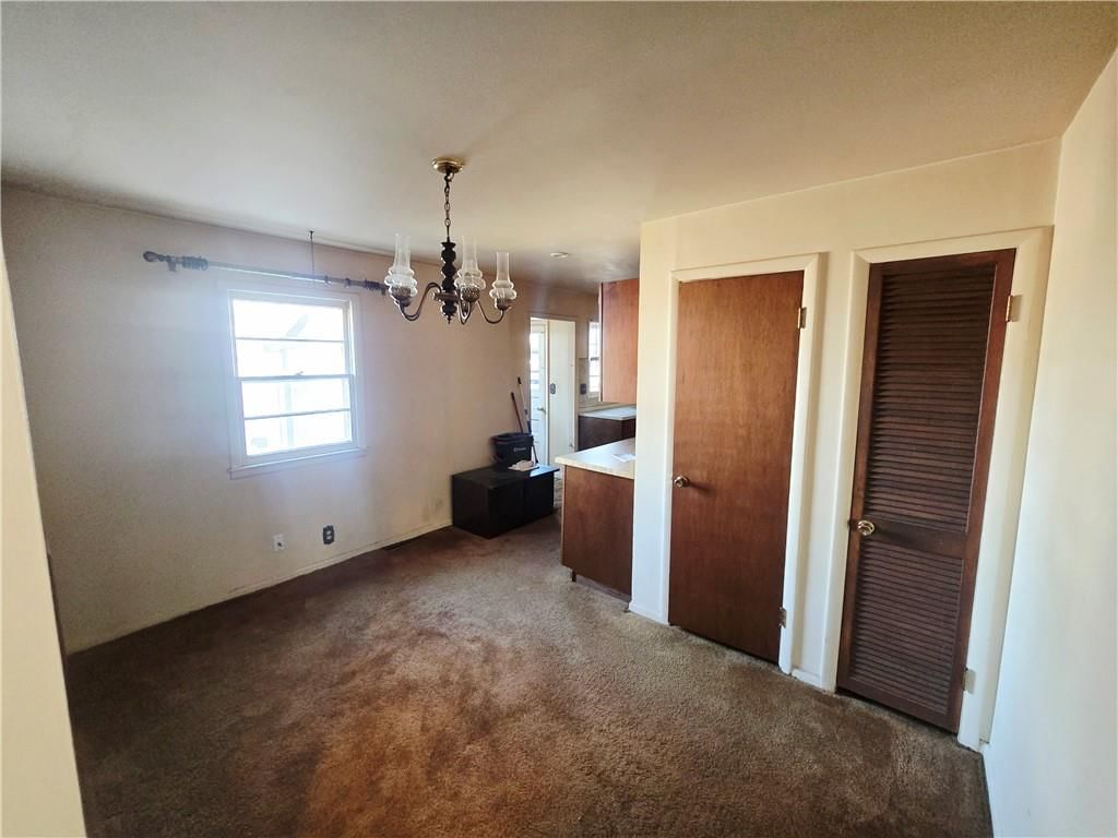 402 Vine Street — photo 15
