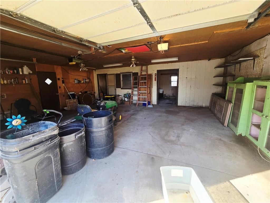 402 Vine Street — photo 16