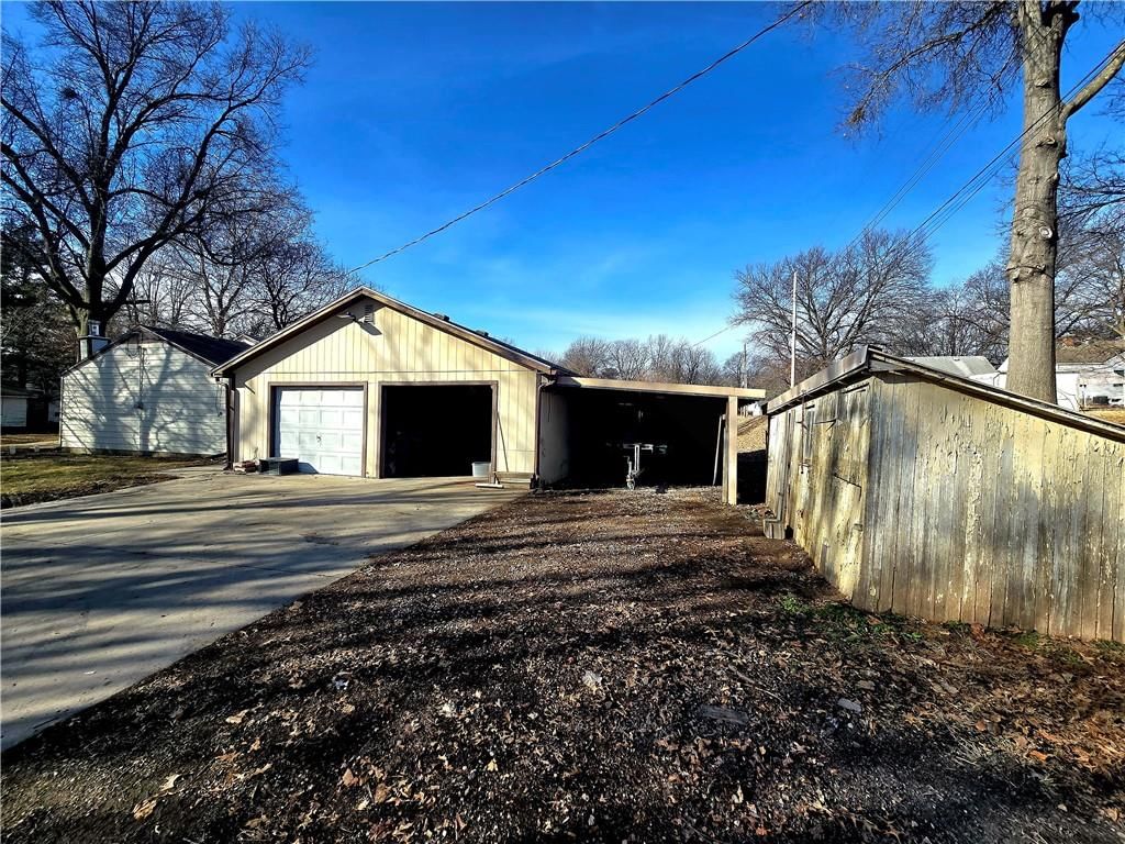 402 Vine Street — photo 19