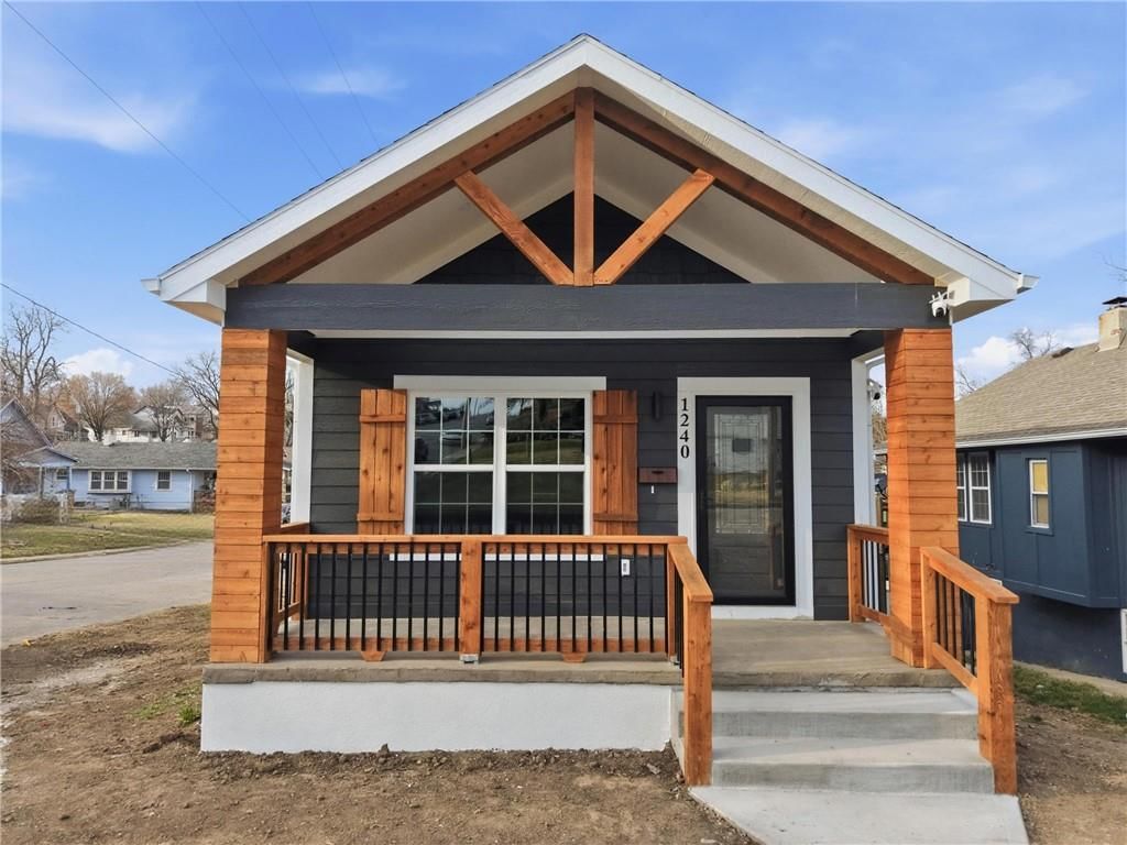 1240 Riverview Avenue, Kansas City, KS
