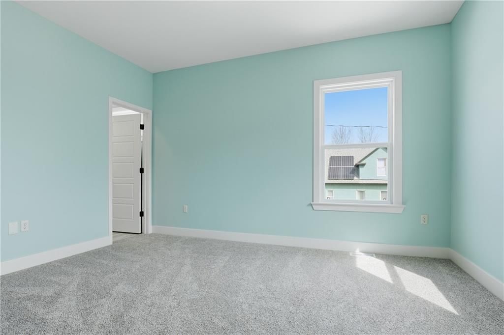 1240 Riverview Avenue — photo 28