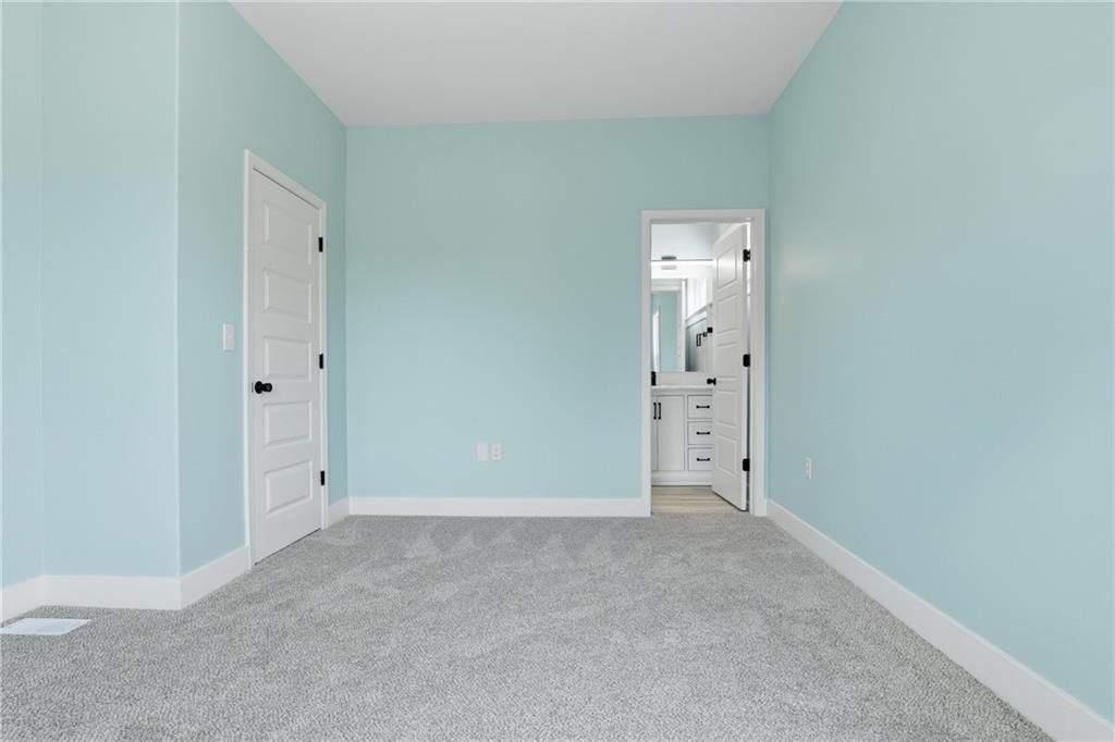 1240 Riverview Avenue — photo 29