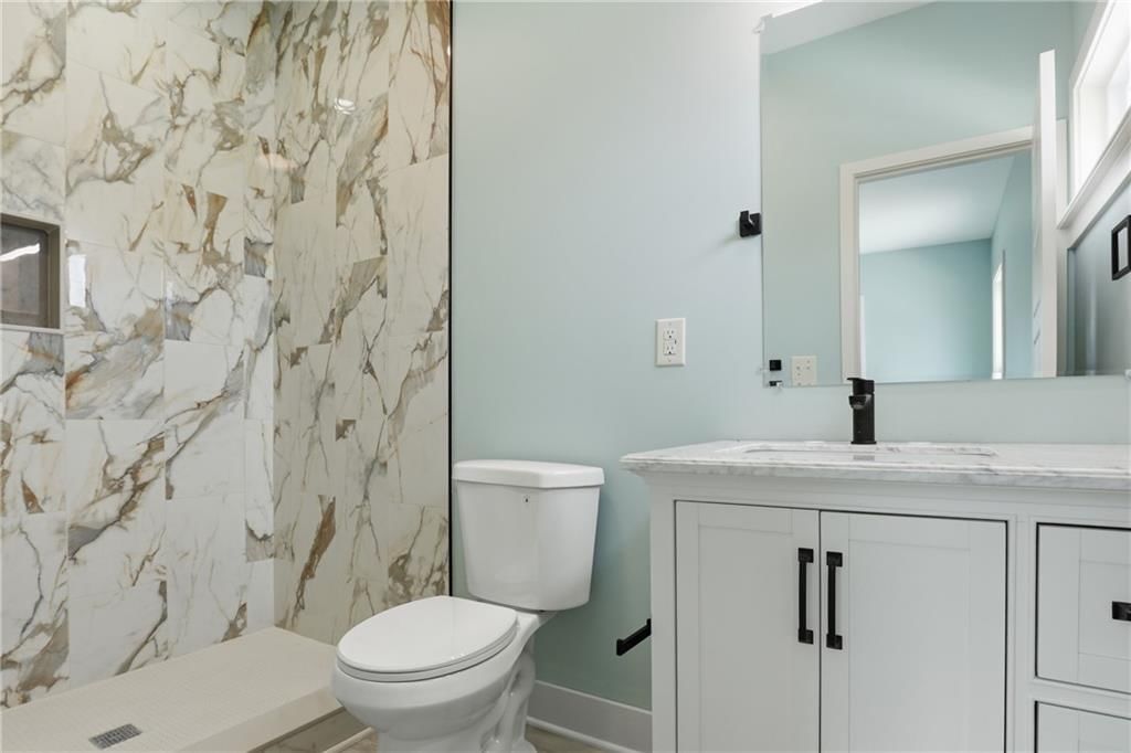 1240 Riverview Avenue — photo 30