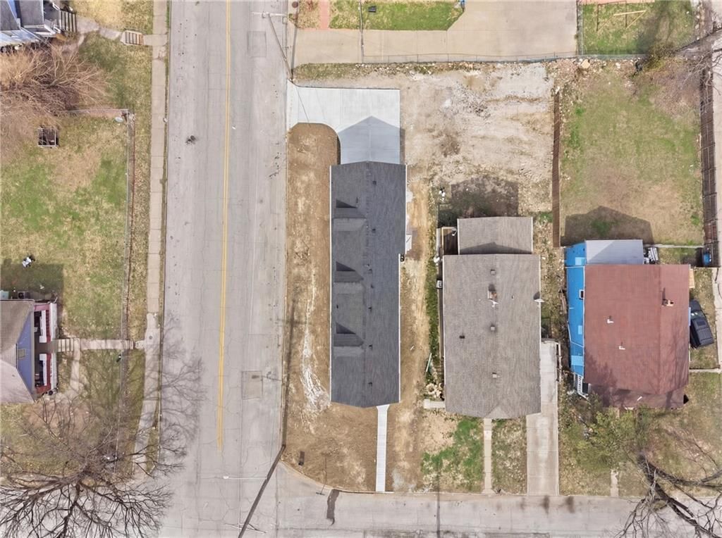 1240 Riverview Avenue — photo 48