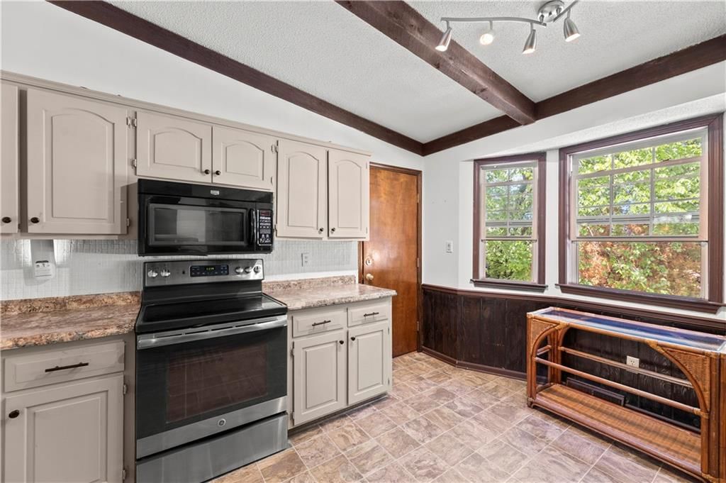 2416 E 110th Street — photo 15