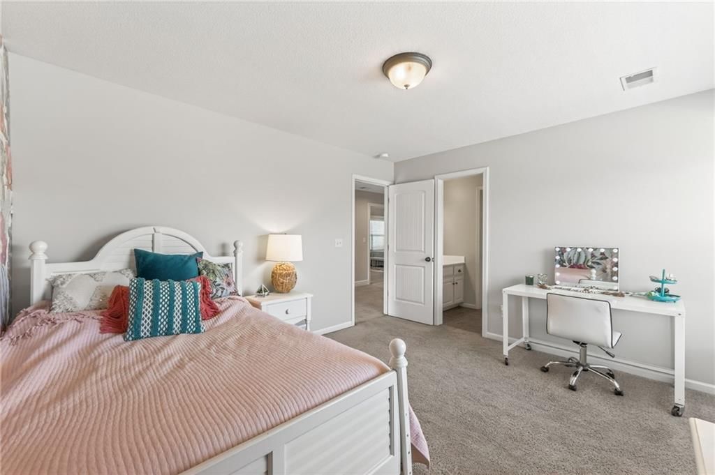8617 Houston Street — photo 33