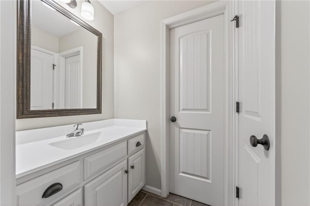 8617 Houston Street — photo 40