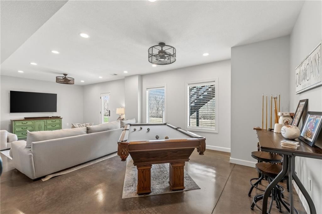 8617 Houston Street — photo 48