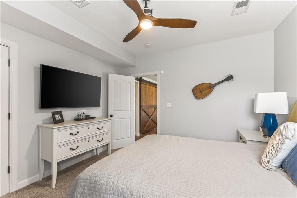8617 Houston Street — photo 50