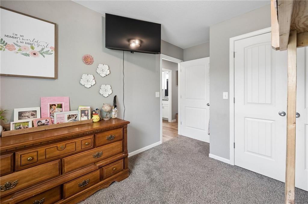 221 S 3rd Street — photo 15