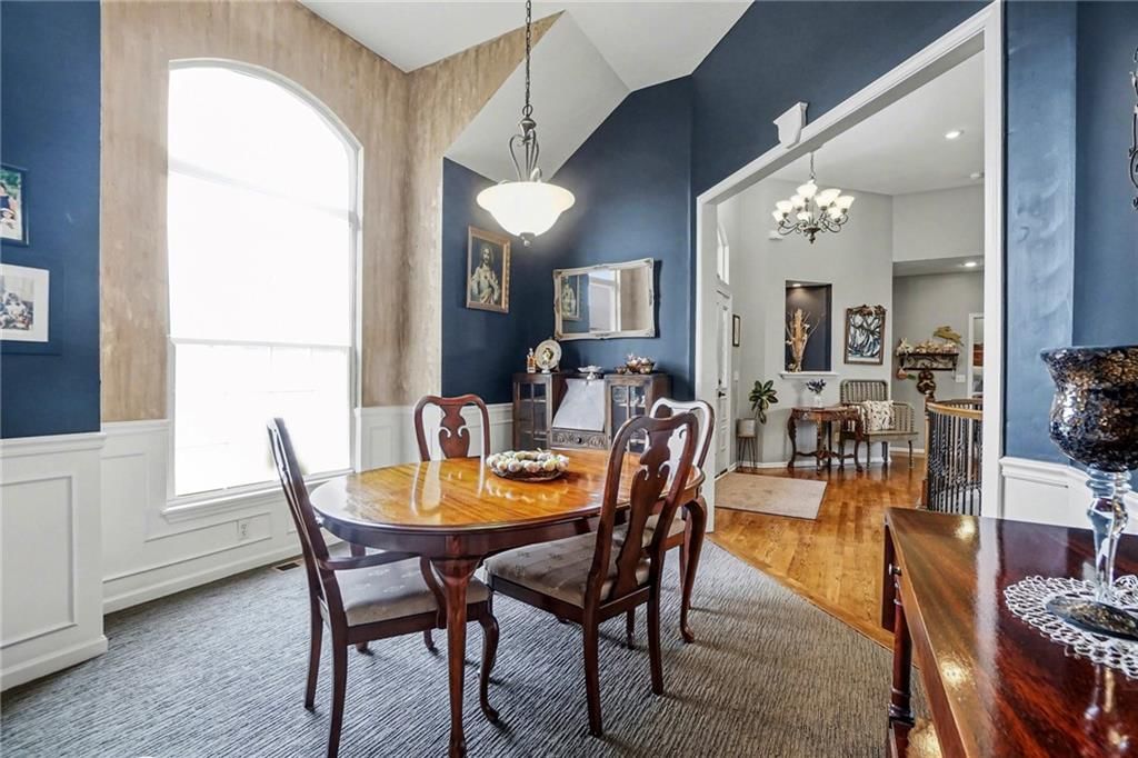 9617 N Adrian Avenue — photo 4