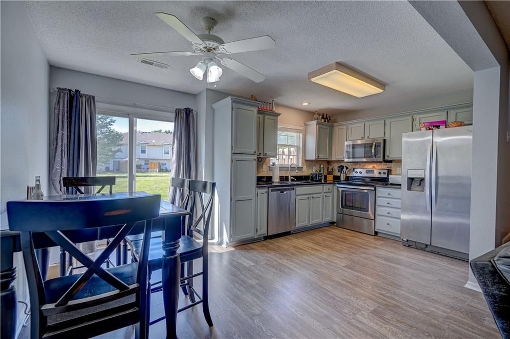 1314 SE Norwood Drive — photo 8