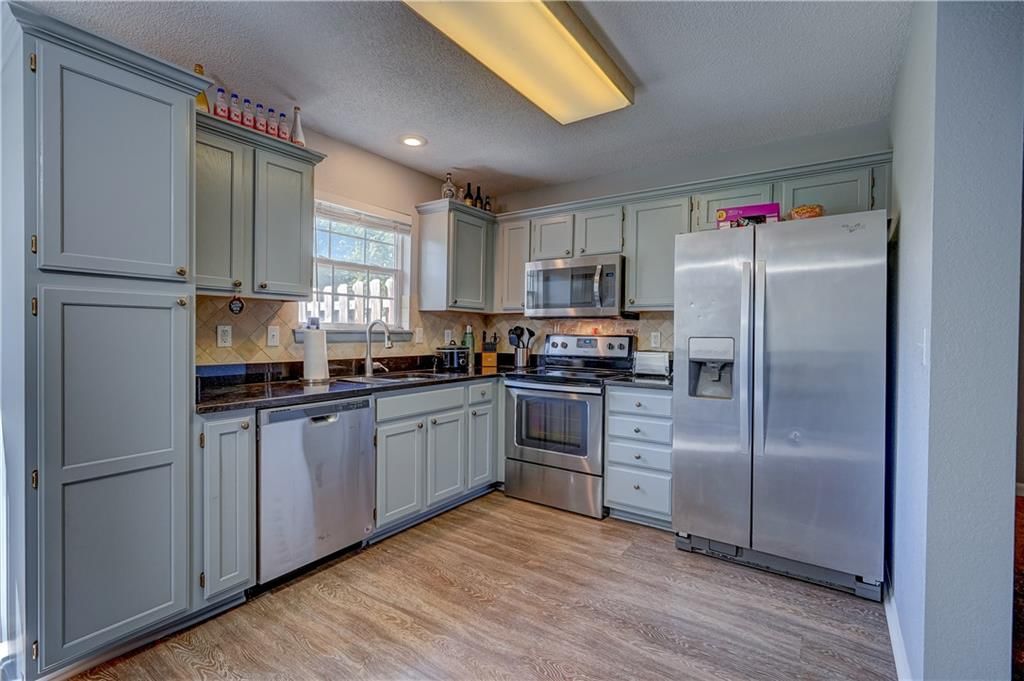 1314 SE Norwood Drive — photo 9