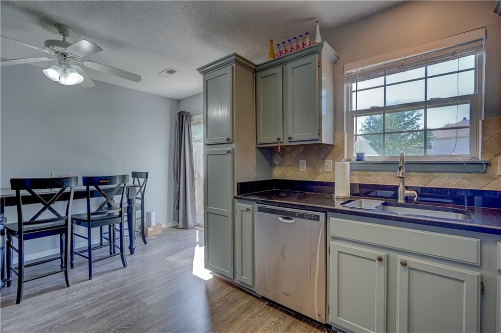 1314 SE Norwood Drive — photo 10