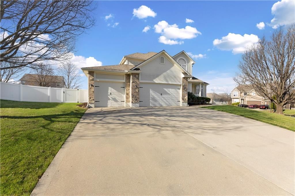 1519 Haystack Road — photo 4
