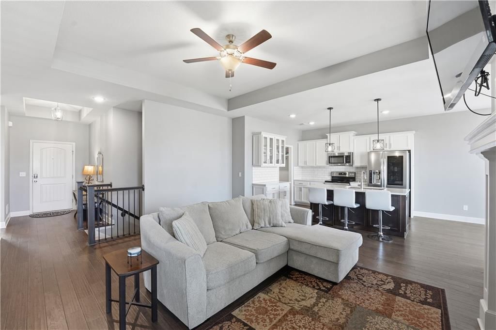 20916 W 190th Place — photo 3